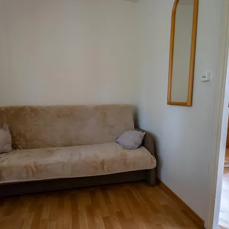 W Puszczy Semesterbostad Wiartel